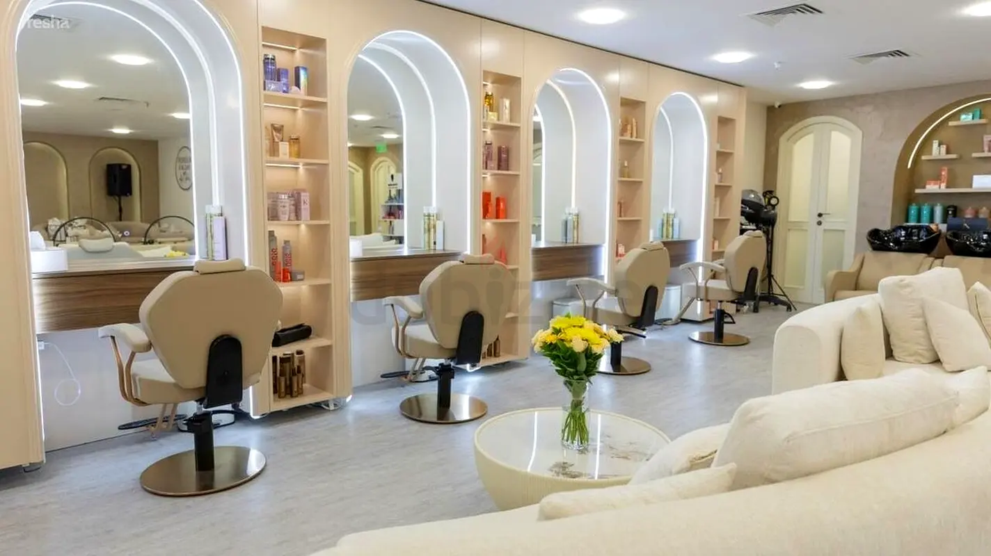 Luxury Ladies Salon for Sale
